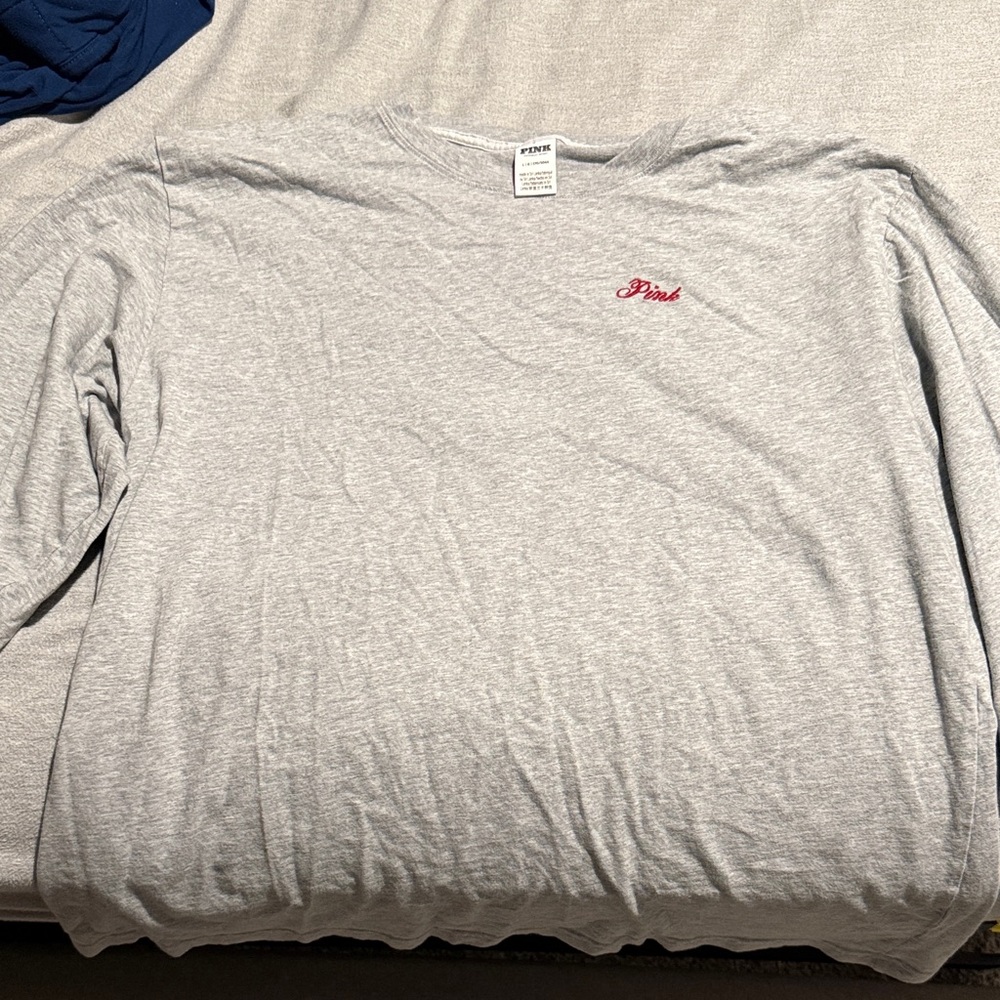 PINK Victoria's Secret Light Gray Long Sleeve Tee